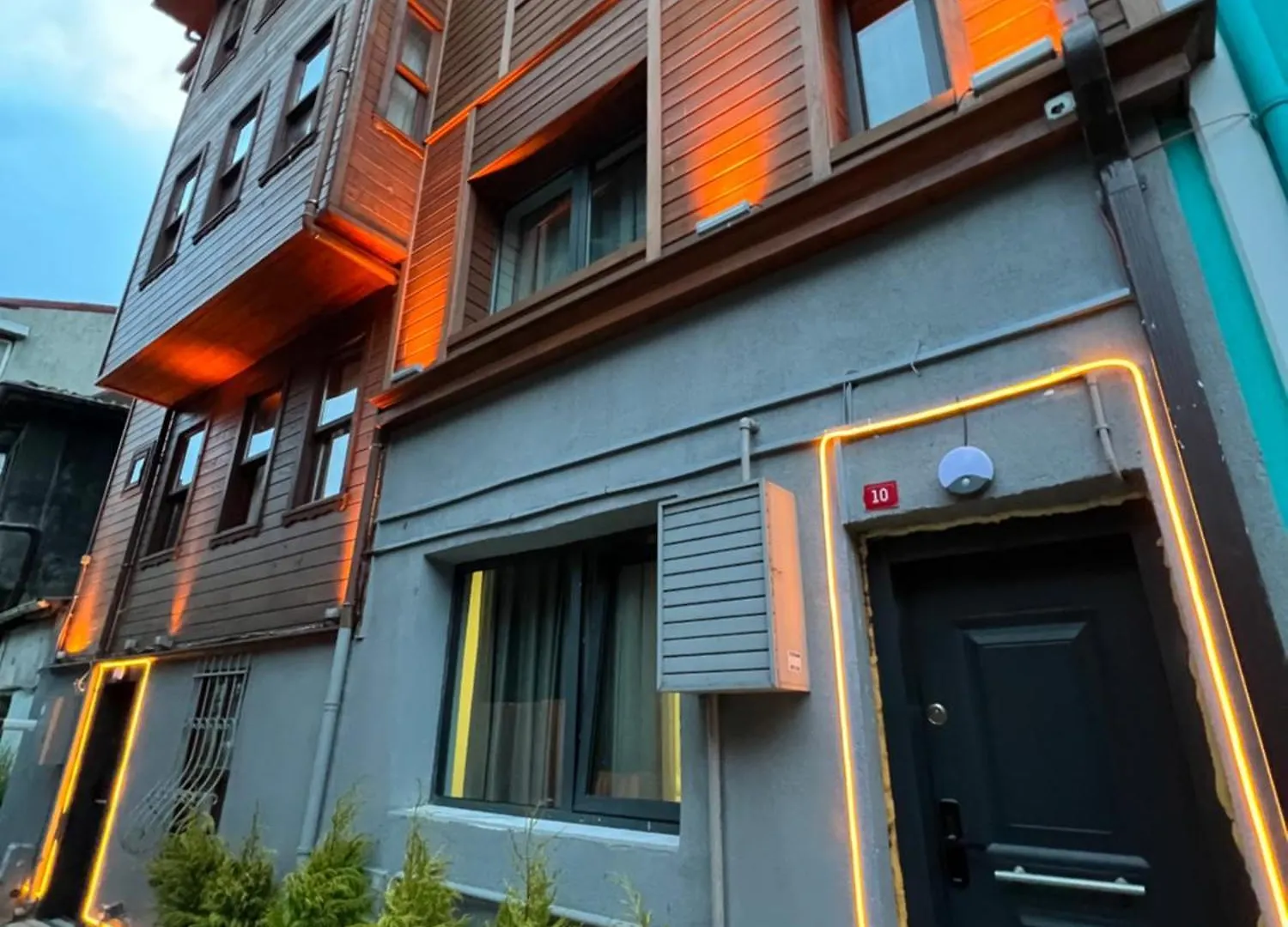 Oldcity Istanbul Hotels contacts